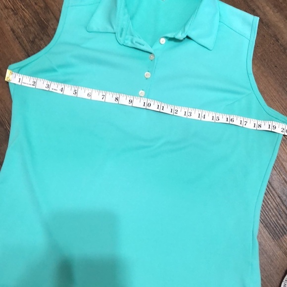 NikeGolf sleeveless shirt - Picture 8 of 9